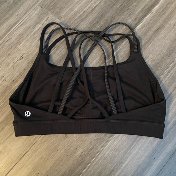 Lululemon Energy Bra, *Strappy, Black, Medium, Size 10 - Picture 6 of 8
